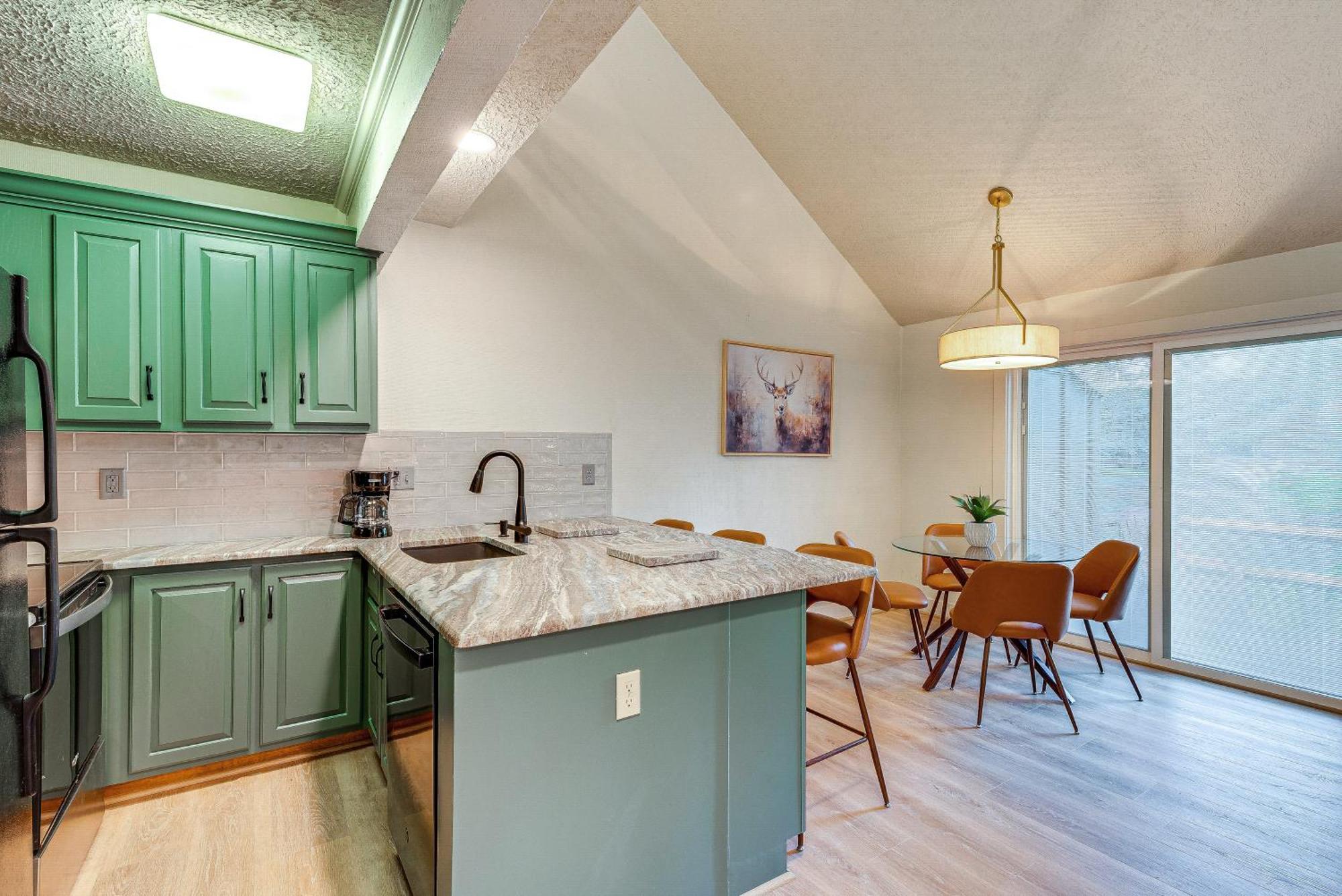 Apartment Updated Boulder Club Near Slopes! Jim Thorpe